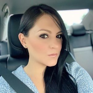 Meet your Posher, Diana lorena